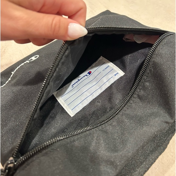 Champion Fanny Pack - Picture 5 of 5